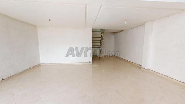 Local commercial 112 m² à vendre à Tanger, Ahlan — Photo 5
