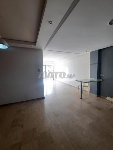 Studio 50m² à louer à Casablanca, Les Princesses — Photo 8