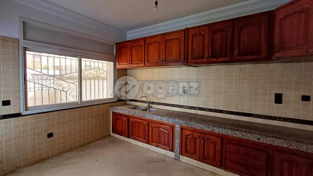 Villa 470 m² à vendre à Témara — Photo 3