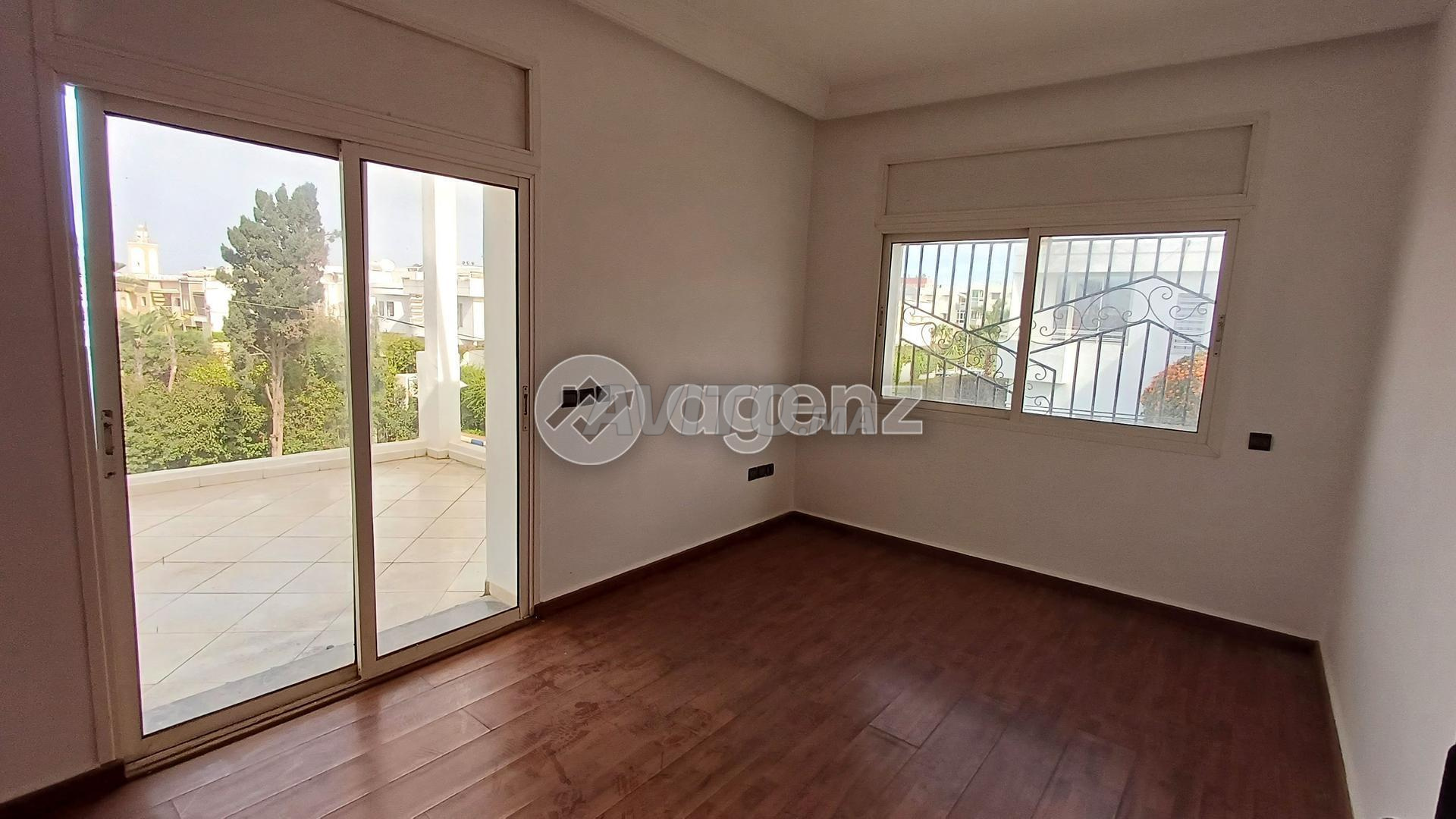 Villa 470 m² à vendre à Témara — Photo 10