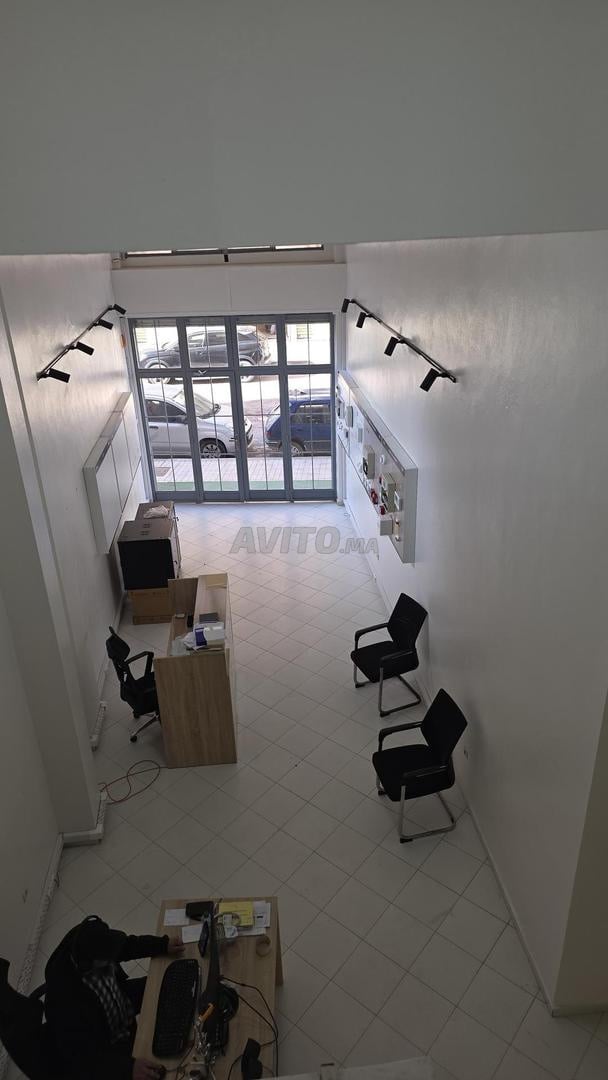 Commercial space 127 m² for rent in Casablanca (Aïn Chock) — Photo 4