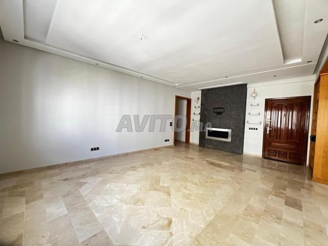 Appartement 143 m² à louer à Casablanca — Photo 3