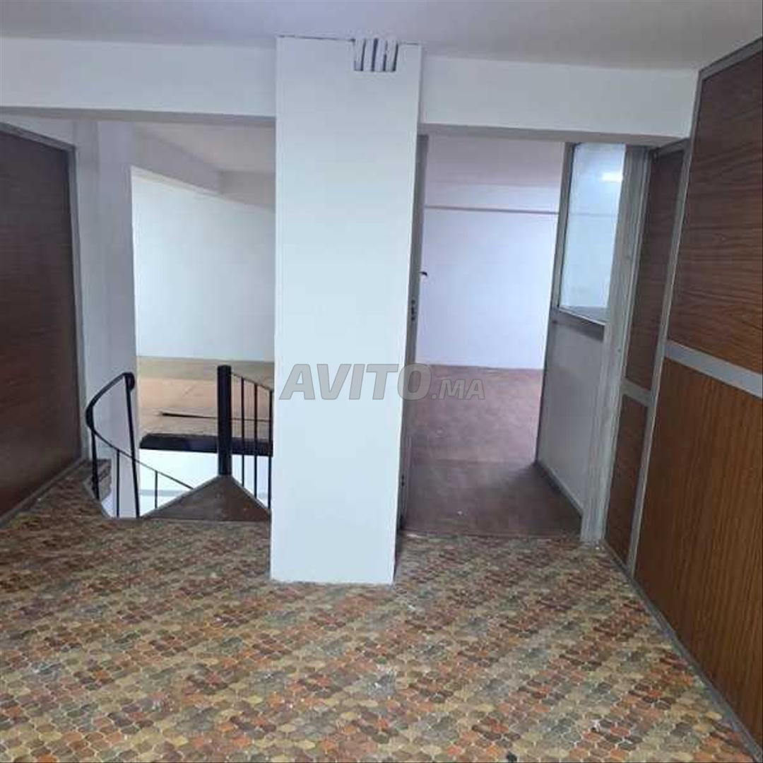 محل تجاري 87م² للايجار في الدار البيضاء — Photo 27