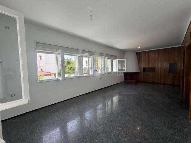 700 m² Villa for Rent in Rabat, Les Orangers — Photo 6
