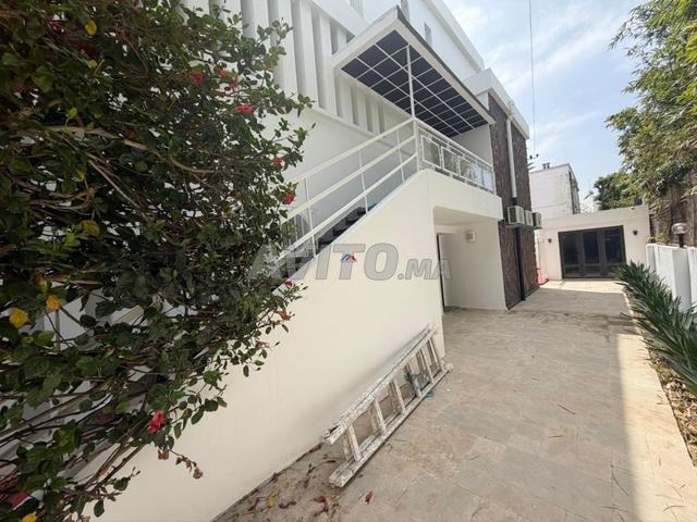 700 m² Villa for Rent in Rabat, Les Orangers — Photo 26