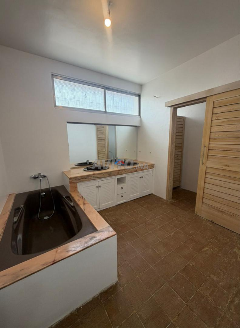 700 m² Villa for Rent in Rabat, Les Orangers — Photo 21