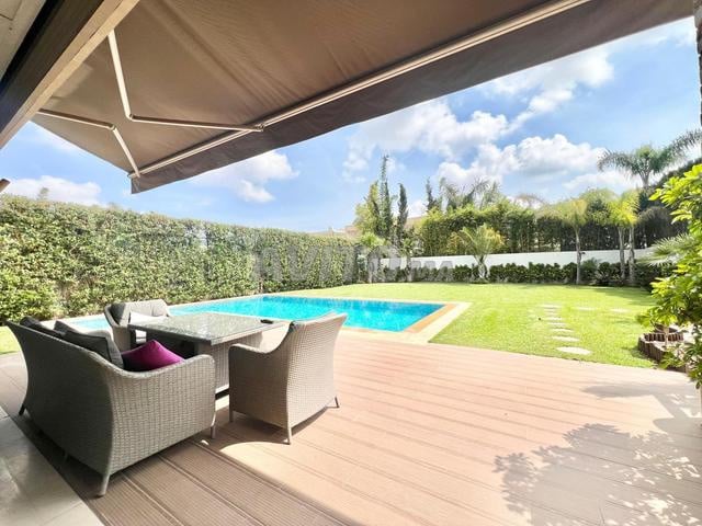 Villa à louer à Casablanca — Photo 3