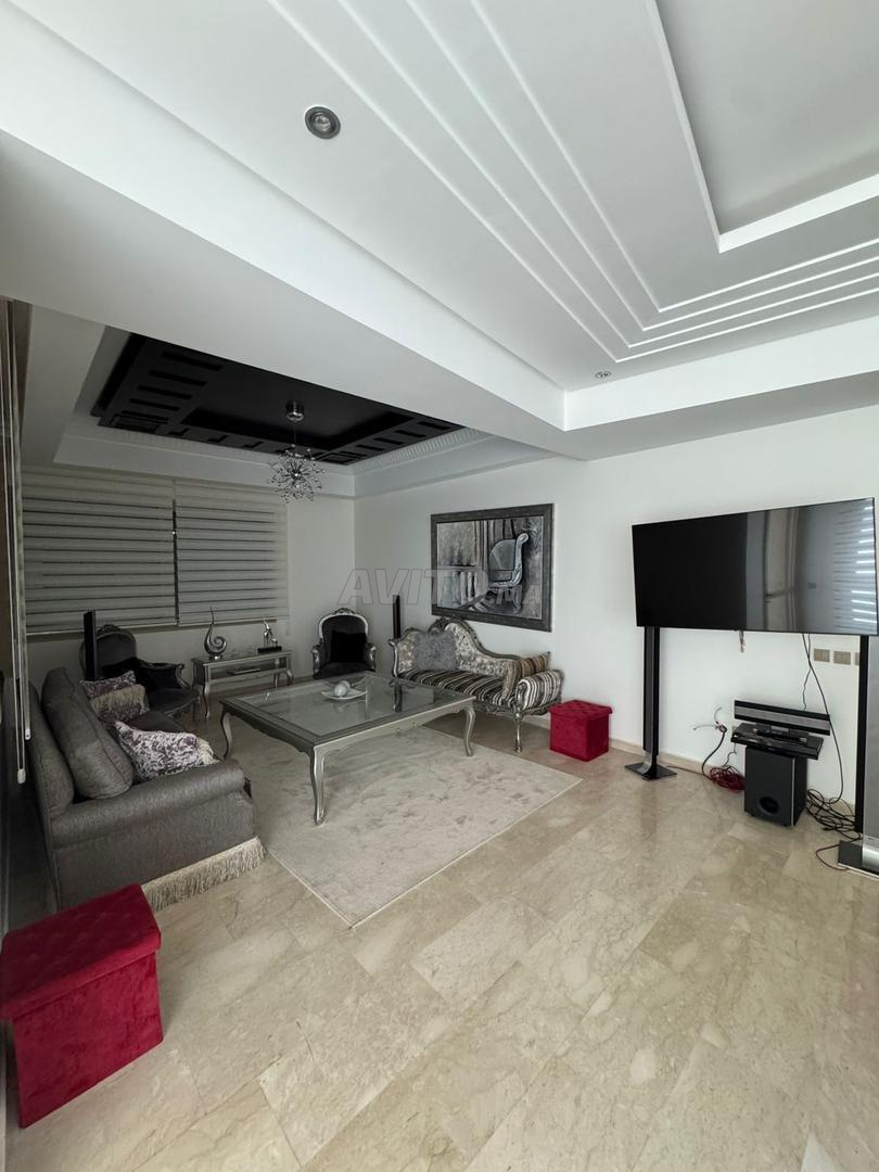 Appartement 240 m² à louer à Rabat — Photo 17