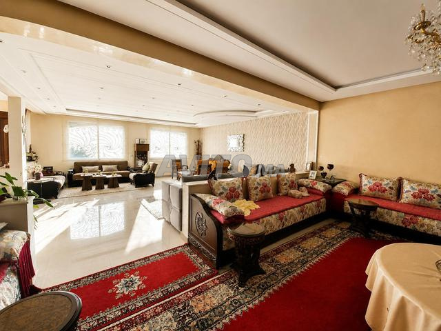Villa meublée 320 m² à louer à Casablanca, Sidi Maarouf — Photo 3