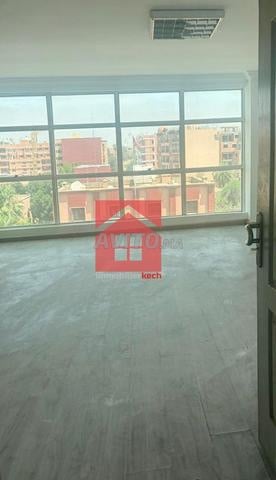 Office for rent with a magnificent street view