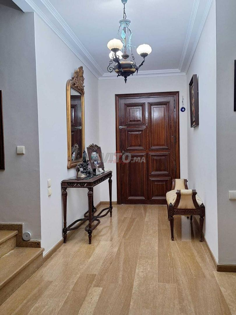 فيلا 318 م² للبيع في الدار البيضاء — Photo 5