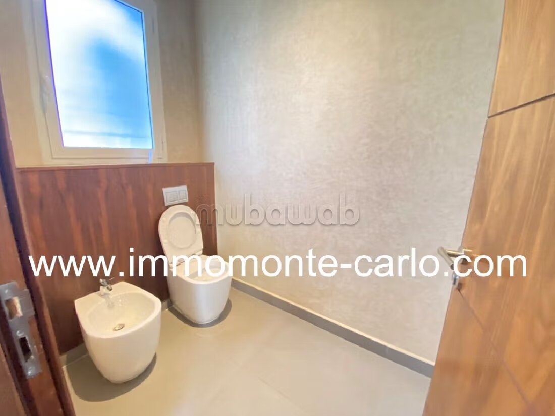 600 m² Villa for Rent in Rabat — Photo 9