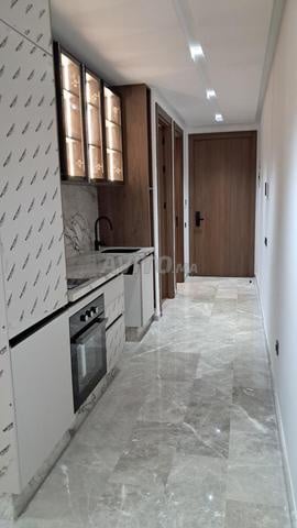 شقة 1 غرفة للإيجار في الدار البيضاء – 8000 درهم شهريًا — Photo 3