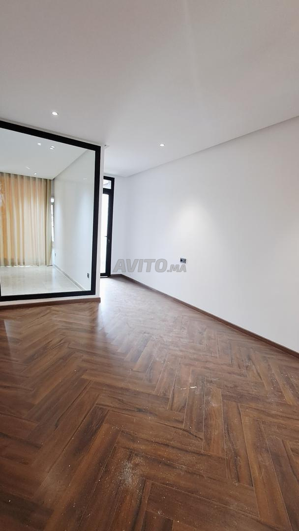 شقة 1 غرفة للإيجار في الدار البيضاء – 8000 درهم شهريًا — Photo 16