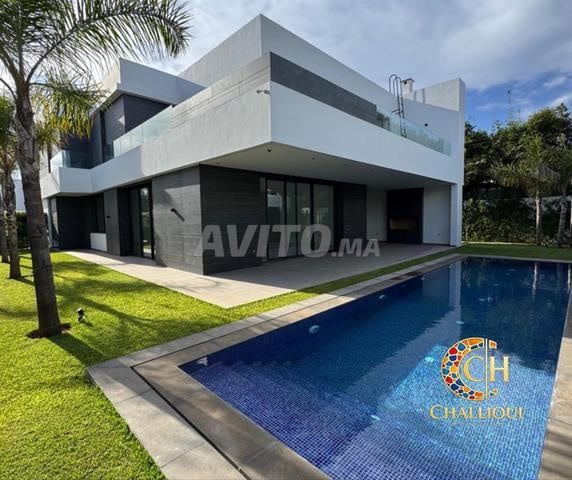 New Villa 500 m² for Rent in Rabat (Hay Riad) — Photo 2