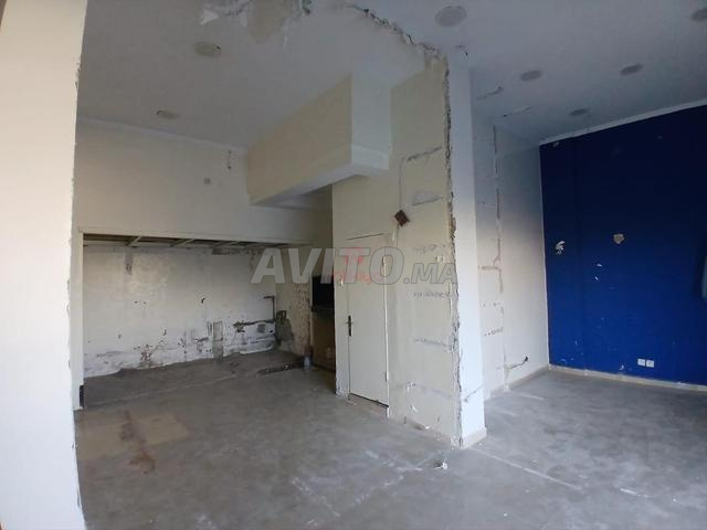 Local commercial 68 m² à louer à Casablanca — Photo 4