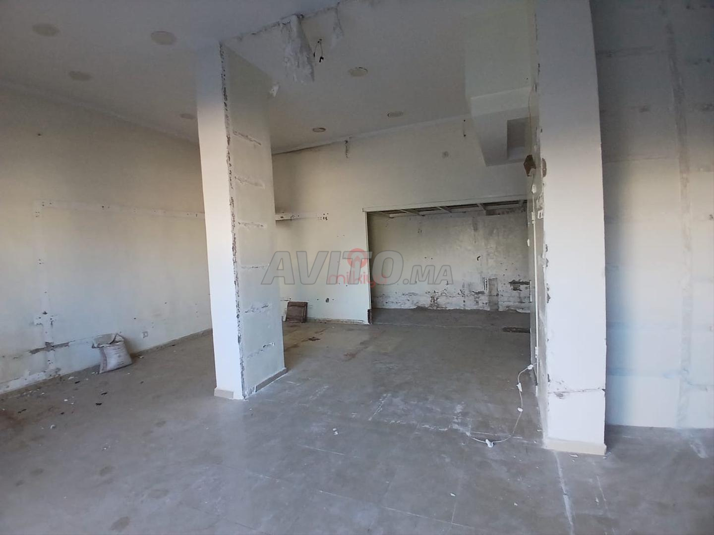 Local commercial 68 m² à louer à Casablanca — Photo 9