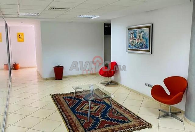 مكتب 123 م² للإيجار في الدار البيضاء — Photo 3