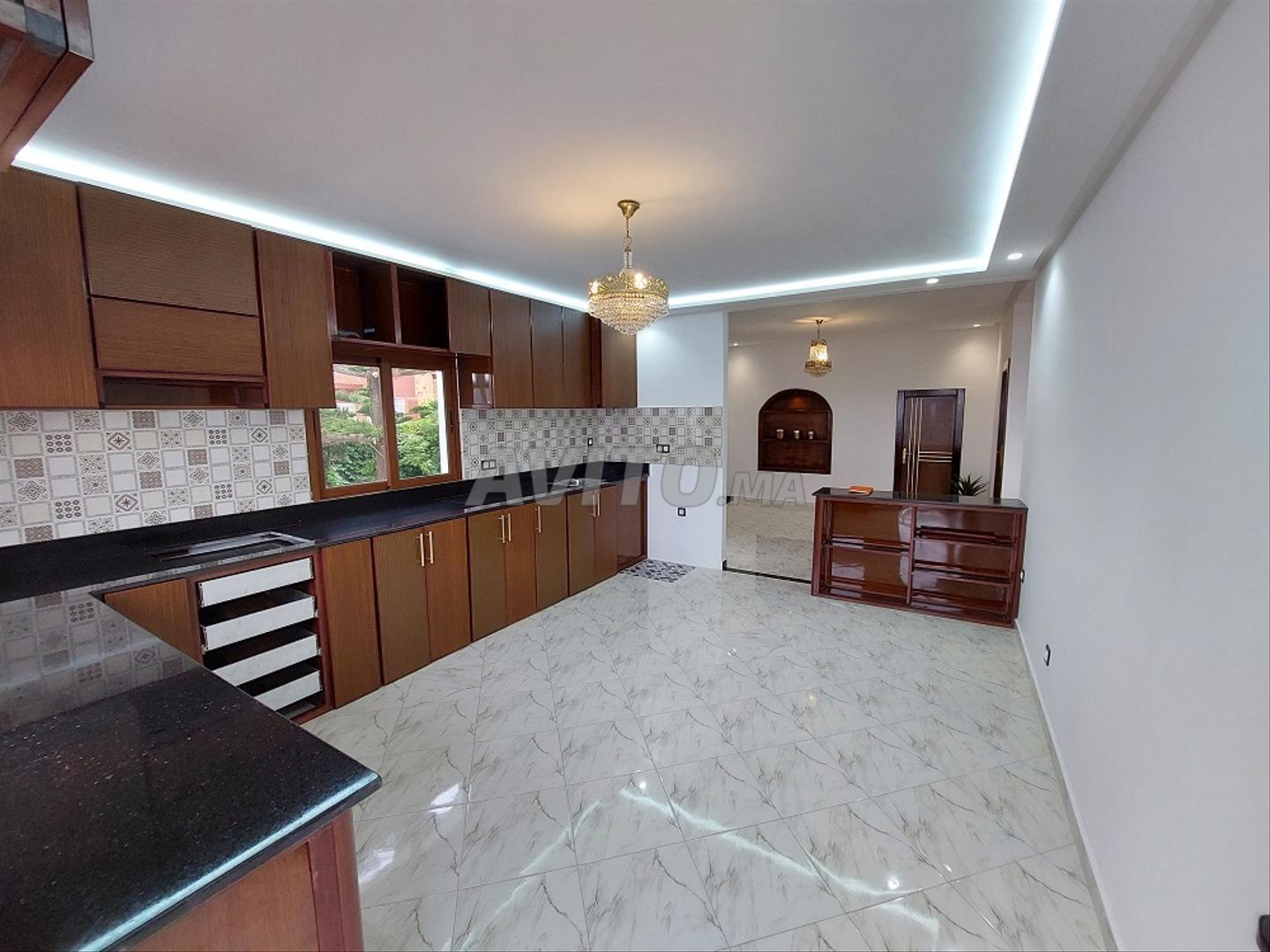 Villa 400 m² à louer à Tanger (Jbel Kbir) — Photo 18