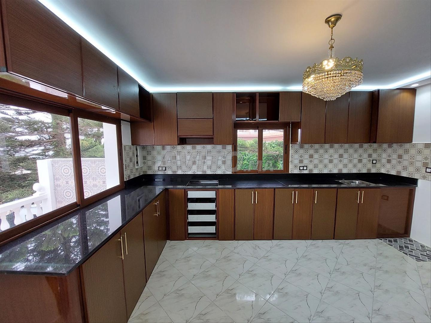 Villa 400 m² à louer à Tanger (Jbel Kbir) — Photo 20