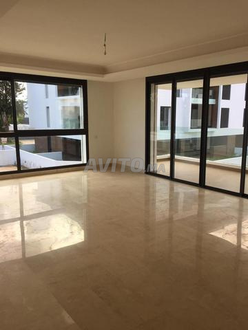Appartement 120 m² à louer à Rabat Souissi — Photo 8