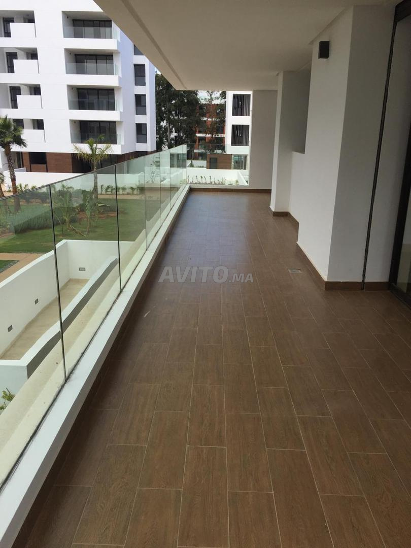 Appartement 120 m² à louer à Rabat Souissi — Photo 9