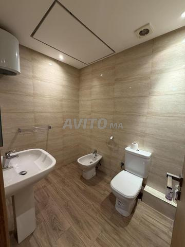 Office 66 m² for rent in Marrakech — Photo 3