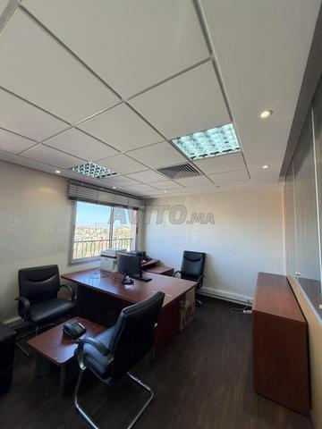 Office 66 m² for rent in Marrakech — Photo 13