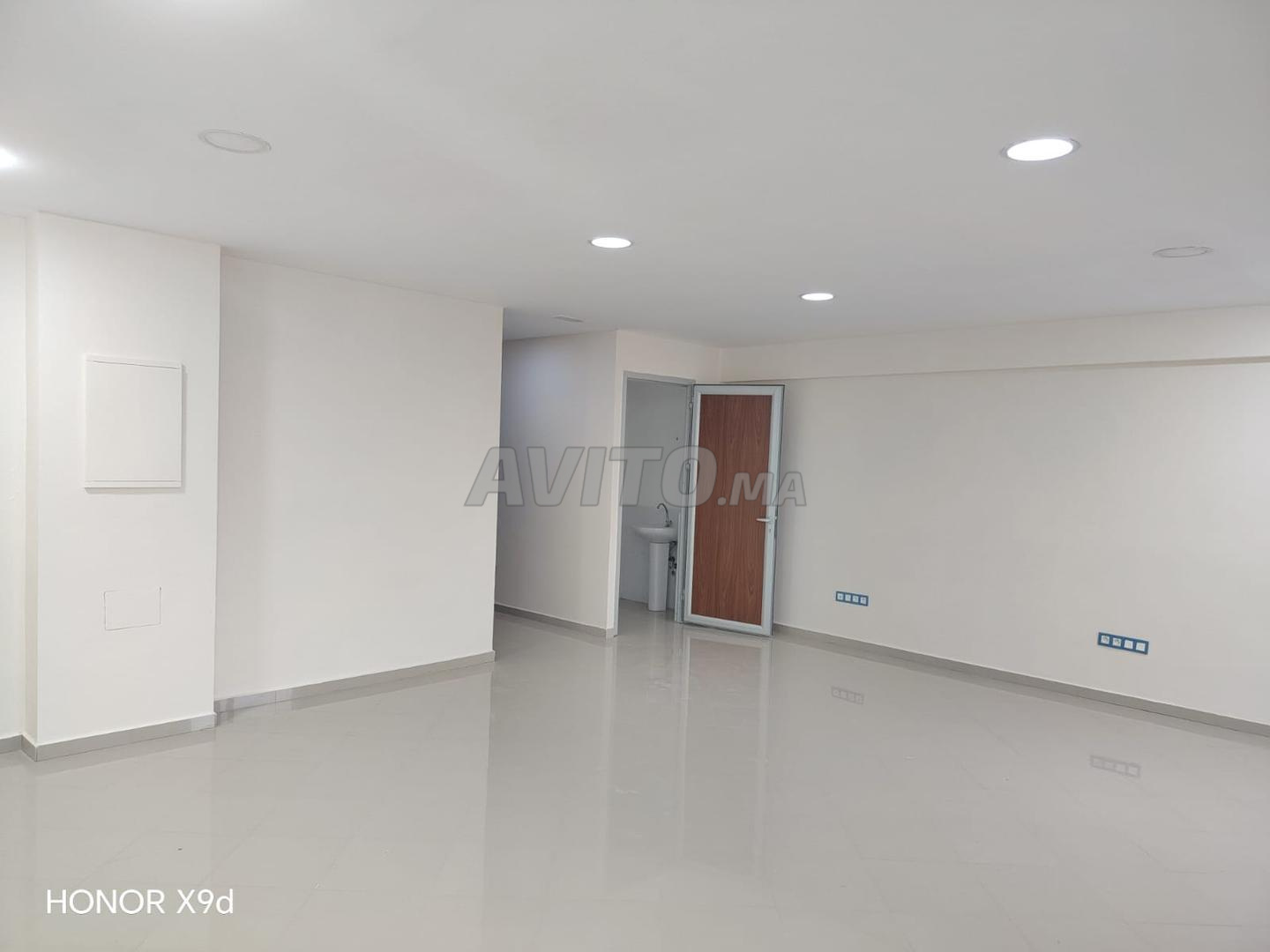Office 54 m² for rent in Casablanca - Ain Sebaâ — Photo 7