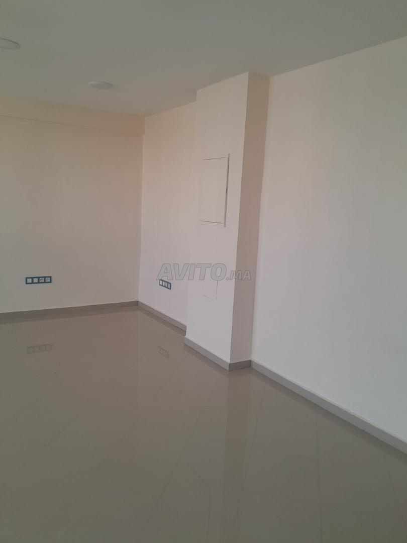 Office 49 m² for rent in Ain Sebaa, Casablanca — Photo 4