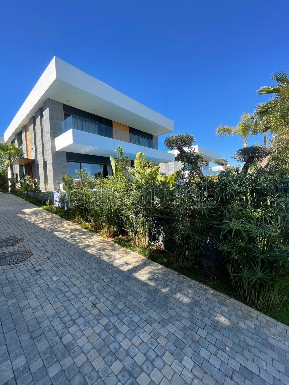 Villa de standing 900 m² à louer à Souissi, Rabat — Photo 21