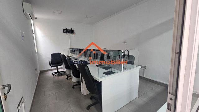 Bureau 110 m² à louer à Rabat — Photo 9