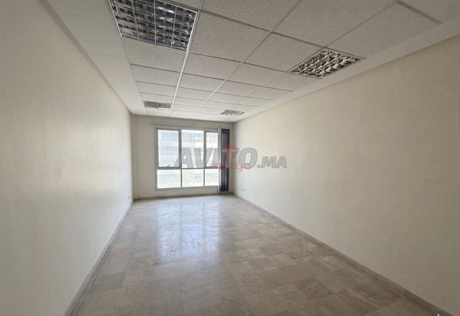 Office 101 m² for rent in Casablanca — Photo 3