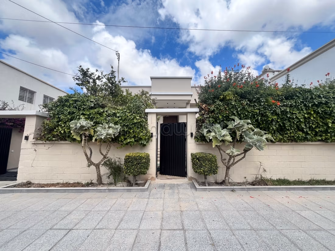 Stunning Villa 500 m² for Rent in Casablanca — Photo 6