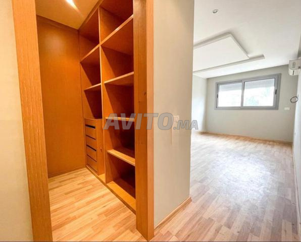 3-Bedroom Apartment 159 m² for Rent in Casablanca — Photo 3
