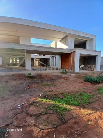 Luxury Villa 2000 m² for Sale in Rabat (Souissi) — Photo 18