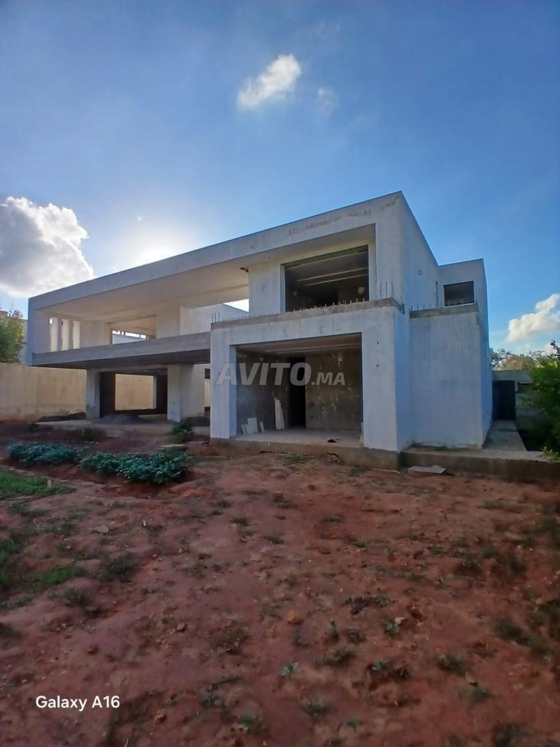 Luxury Villa 2000 m² for Sale in Rabat (Souissi) — Photo 11