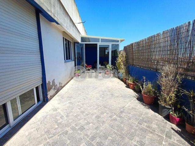 Apartment 93 m² for sale in الدار البيضاء — Photo 3