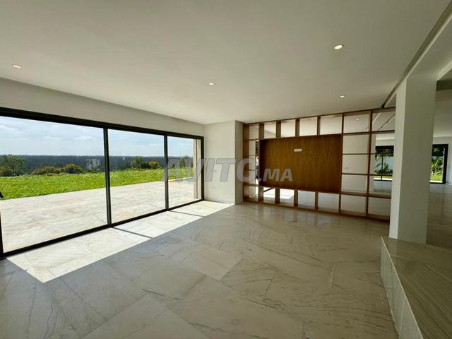 Villa for sale in Casablanca 1311 m² — Photo 7