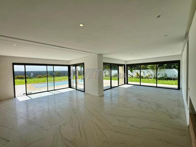 Villa for sale in Casablanca 1311 m² — Photo 13