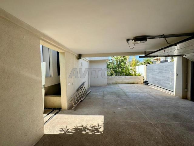 Villa for sale in Casablanca 1311 m² — Photo 25