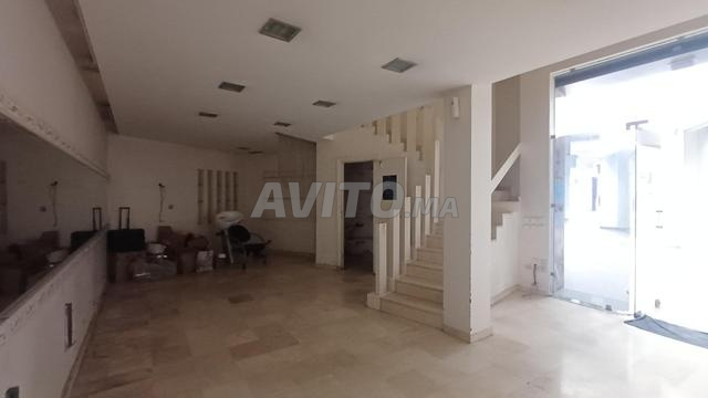 Commercial unit 67m² for rent in Casablanca, Racine — Photo 3