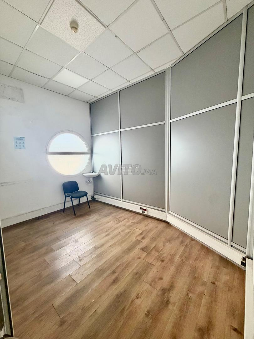 Bureau 1600 m² à louer à Mohammédia — Photo 10