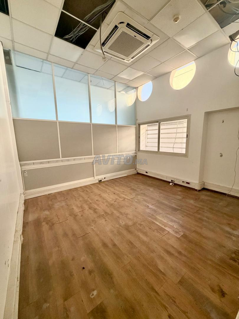 Bureau 1600 m² à louer à Mohammédia — Photo 12