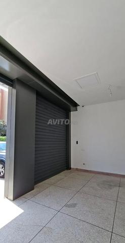 محل تجاري 130 م² للإيجار في الرباط — Photo 3