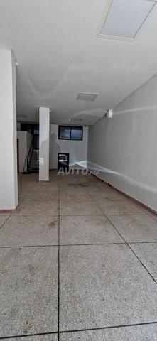 محل تجاري 130 م² للإيجار في الرباط — Photo 5