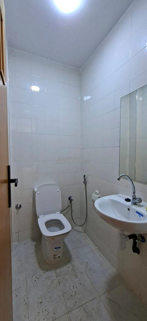 محل تجاري 130 م² للإيجار في الرباط — Photo 10