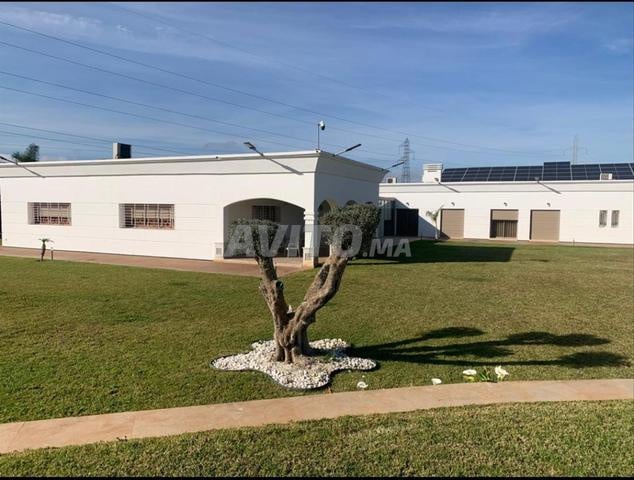 Villa 13000 m² for sale in El Menzeh — Photo 2
