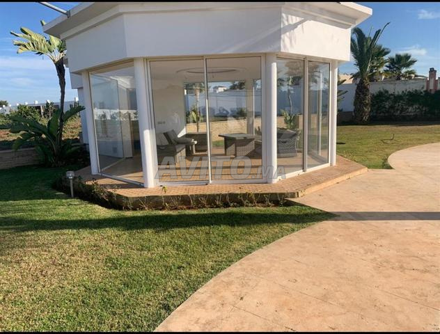 Villa 13000 m² for sale in El Menzeh — Photo 6