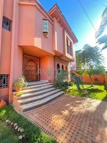 Superbe villa 400 m² à vendre à Témara — Photo 2